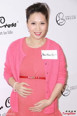 组图：袁彩云将产女 方中信愿尽好爸爸责任