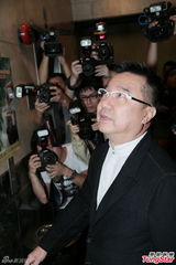 组图：女歌手陈僖仪丧礼 薛凯琪黄柏高哀伤送别