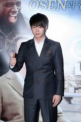 组图：众韩星亮相法国电影《Untouchable》首映式