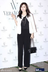 组图：韩星金莎朗金敏贞等出席品牌新品发布会