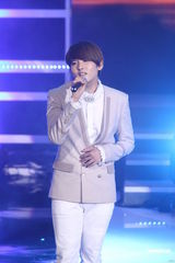 组图：韩国团体大出动 SJ-M唐禹哲high翻台北