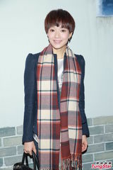 组图：张智霖拉票受欢迎 陈山聪豪门梦碎复出