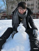 组图：许廷铿赴瑞士交流登少女峰怀念香港美食