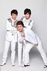 组图：李维嘉谢娜扮神雕侠侣 戴军扮金轮法王