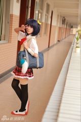 组图：16岁徐娇COS动漫美少女 假小子华丽变身