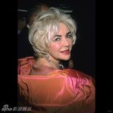 组图：追忆玉婆 伊丽莎白-泰勒影像图集