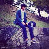 组图：张亮超模好友刘畅走红 长腿奶爸偶像颜