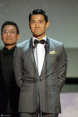 组图：《寒战》揭幕釜山电影节获媒体好评