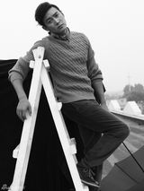 组图：陆毅登时尚杂志封面 彰显型男本色