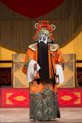 组图：京剧演员丁晓君大连献艺