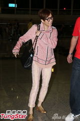 组图：郑秀文杜琪峰为《盲探》参展赴戛纳