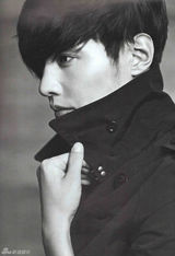 组图：韩国型男元斌春装写真干净帅气