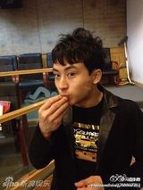 组图：体操萌主冯喆微博搞笑走红