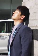 高清图：郭晓冬登《时尚先生》 自由时尚好男人