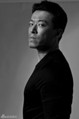 组图：郭昊伦个性熟男独特气质