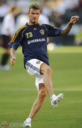 高清组图：贝克汉姆球场被嘘 场面尴尬险怒冲看台