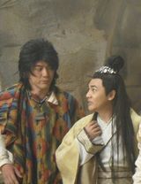 组图：冷中易古装戏女妖 神仙造型斯文醇厚