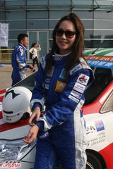 组图：钱嘉乐赛车试圈称霸 徐子珊卷土重来占先