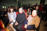 组图：酒井法子北京慈善行 福利院为老人献爱心