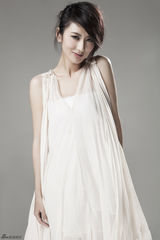 组图：郭珍霓白裙妙曼宛若仙子