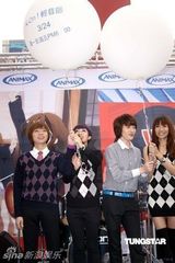 幻灯图：旺福乐团代言日本人气动漫 鼓手曾被赶出家