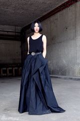 组图：黄晓明尚雯婕巴黎看秀