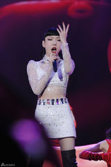 组图：江苏卫视春晚落幕 赵本山助阵F4重聚