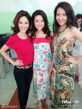 组图：港姐冠军陈凯琳私照曝光 童年已是美女