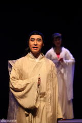 组图：龙马社《我爱桃花》再续前缘 吴珊珊出演