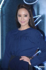 组图：周冬雨短裙俏丽亮相 柏芝性感郭晶晶发福