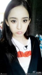 组图：全国校花微博大搜罗 性感爆乳VS清纯可爱