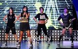 组图：韩国性感女团Sistar新辑首发 超短裤秀腿