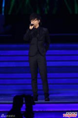 组图：胡夏放歌小巨蛋演绎《那些年》