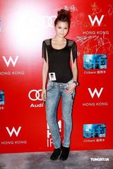 幻灯图：《分手说爱你》香港首映 房祖名薛凯琪同台