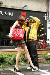 幻灯组图：吴宗宪高凌风康康上海开唱挑战纵贯线