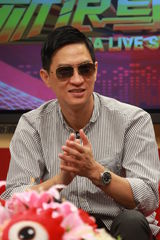 组图：《激战》做客 彭于晏张家辉拍打戏受苦