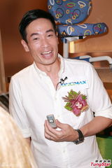 组图：陈豪未知胎儿性别 笑称宝宝旺父