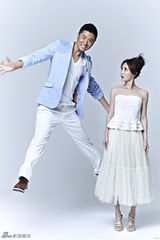 姚笛任重情侣写真演绎爱情游戏