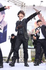 组图：师兄林宥嘉香港“打人” SIGMA组合称是误会