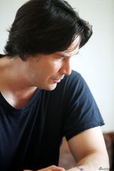 组图：对话基努-里维斯 剥去面纱还是那么酷