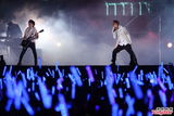 组图：五月天“重生”演唱会high翻高雄