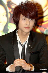 幻灯图：导演钟少雄宣传《嘻游记》 棒棒糖王子现身