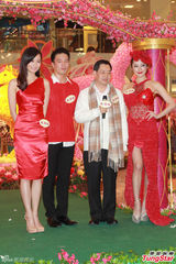 组图：安志杰不急谈恋爱 陈法拉专注事业挡姻缘