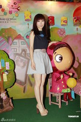 组图：关心妍中秋停工陪侄儿 希望尽快生小孩