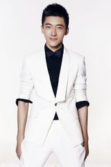 组图：阳光男孩路宏写真展纯真笑容