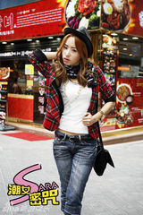 组图：SARA韩国街头时尚大片 不潮不花钱
