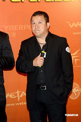 幻灯组图：曾志伟唐季礼出席科幻世界展览