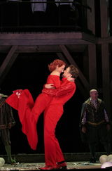 高清组图：百老汇音乐剧《吻我凯特》精美剧照