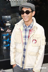 幻灯：陈冠希台北开店六月复出 称不知Lucas是谁