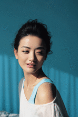 幻灯图：朱杰春日写真 洋溢青春性感 